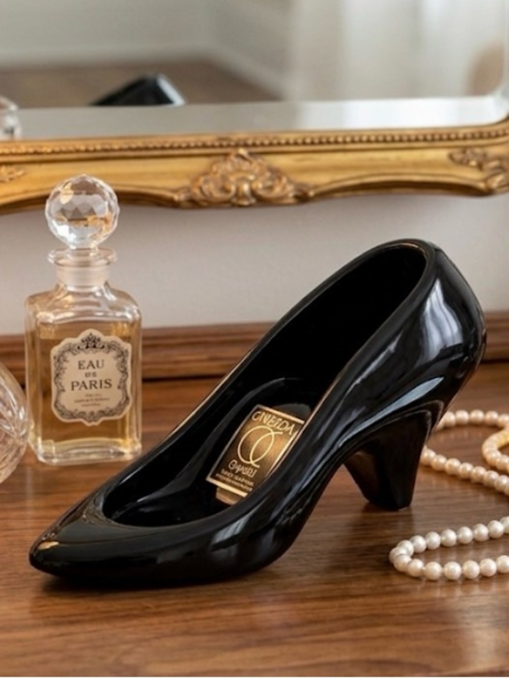 Oneida Glossy Black Crystal Shoe Ornament